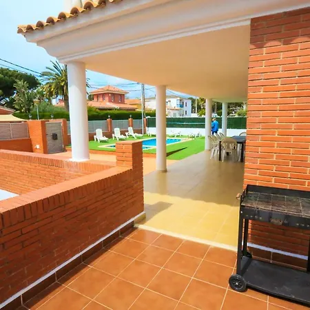 San Rafael Only Famillies Villa Cambrils